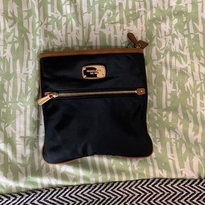 Michael Kors cross body